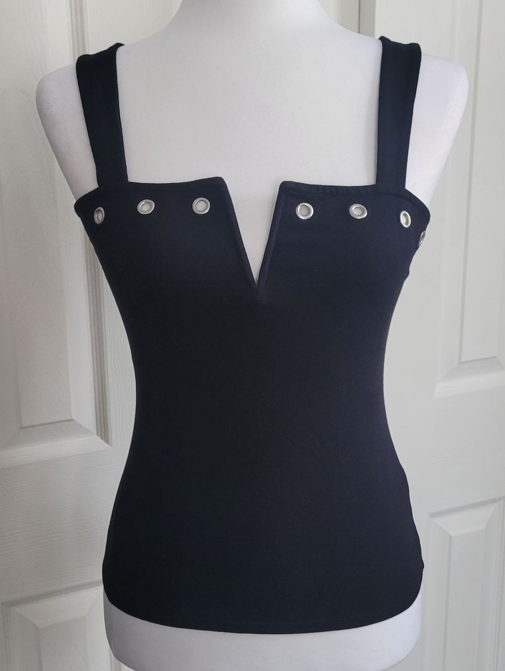 Express Women's Black V Grommet Tank Top Stretch | Edgy Y2K Fitted Grunge Goth
